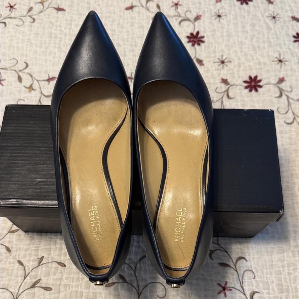 Michael Kors Navy Pointed-Toe Leather Pumps about 2 inch.